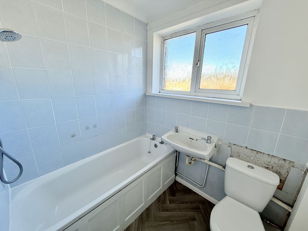 Bathroom- click for photo gallery